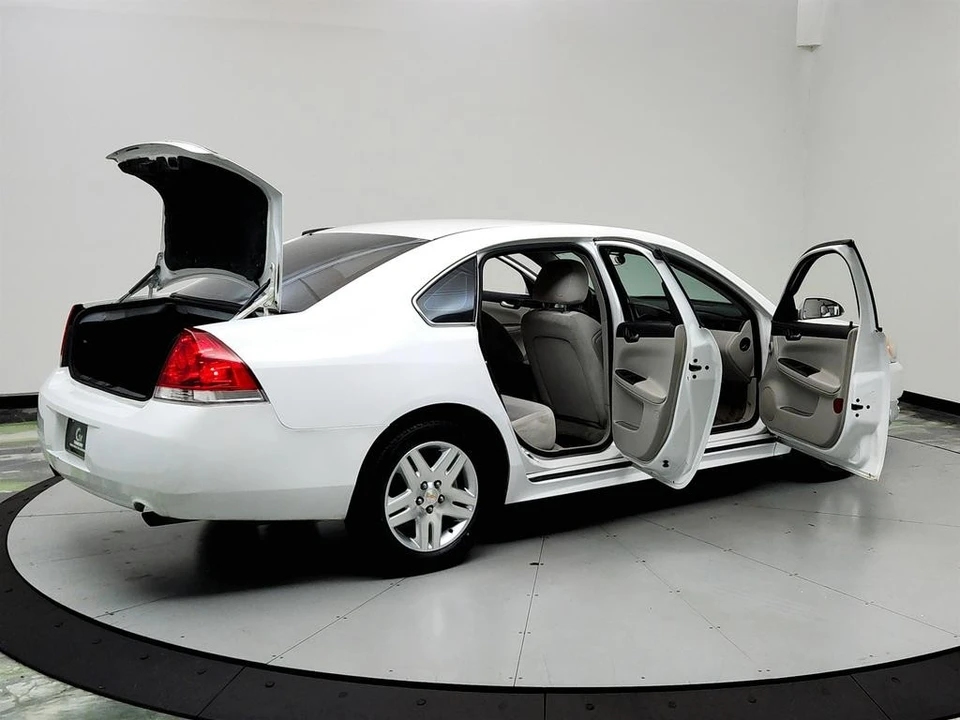 2015 Chevrolet Impala 9th Gen - Image 11 of 31