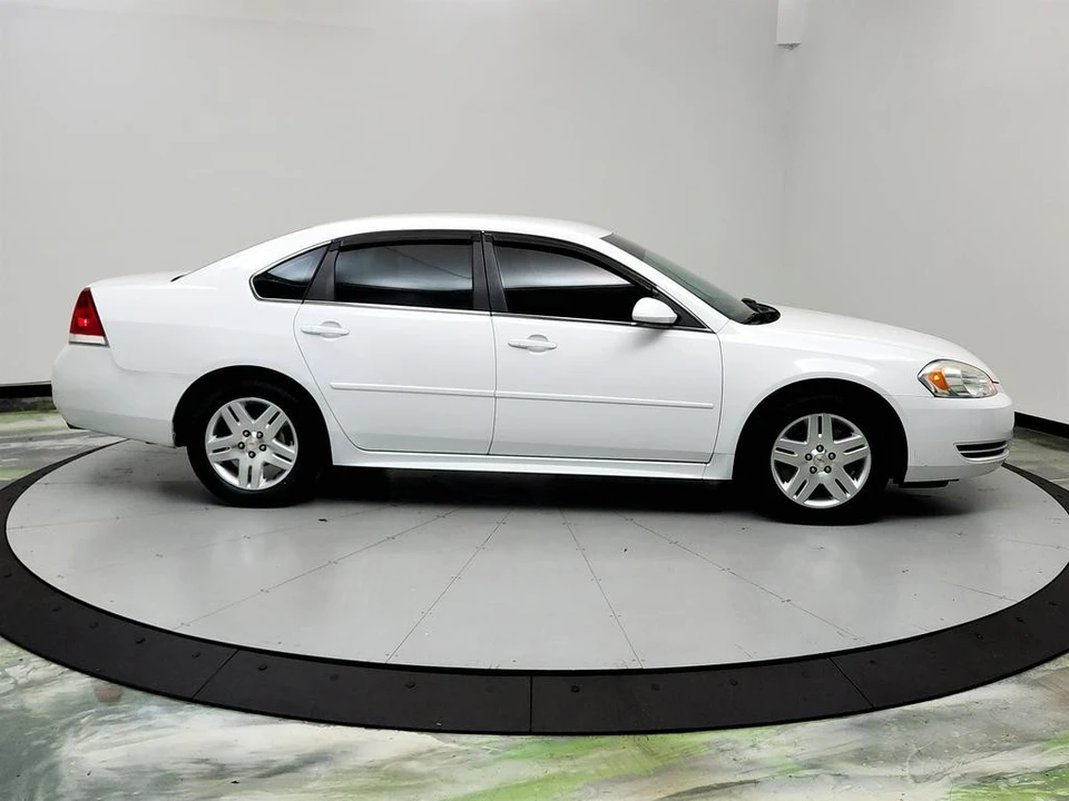 2015 Chevrolet Impala 10th Gen - Image 4 of 12