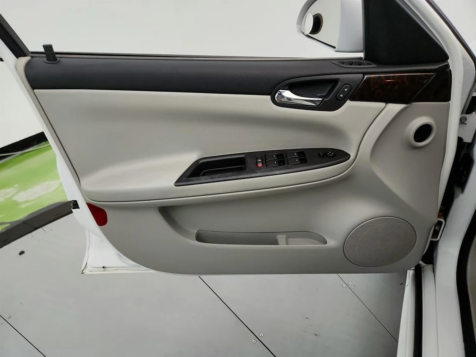 2015 Chevrolet Impala 9th Gen - Image 20 of 21