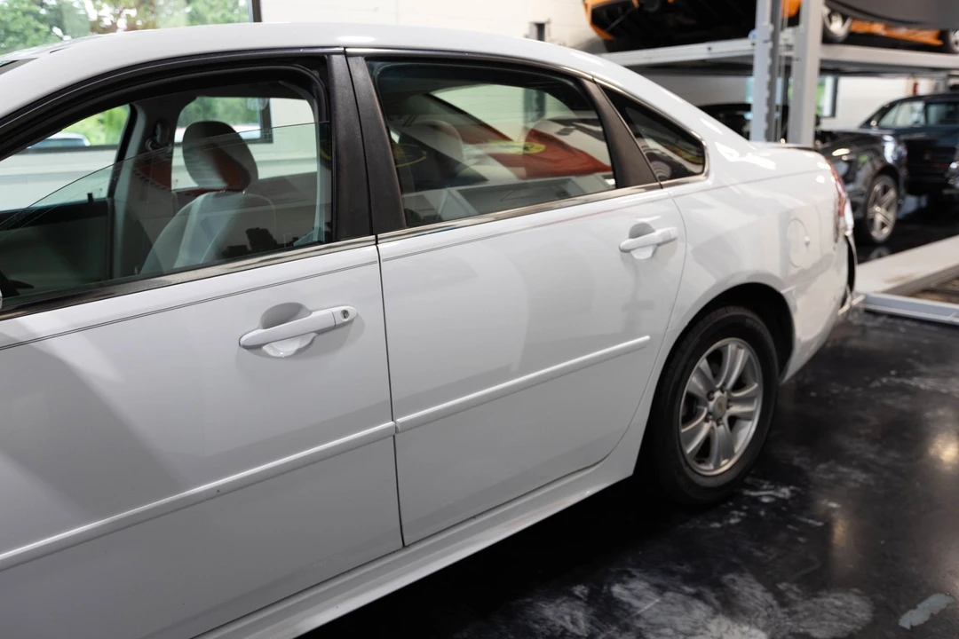 2015 Chevrolet Impala 9th Gen - Image 5 of 31