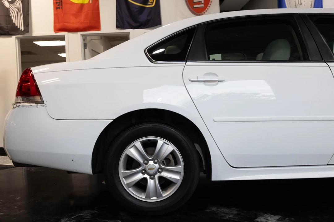 2015 Chevrolet Impala 9th Gen - Image 7 of 31