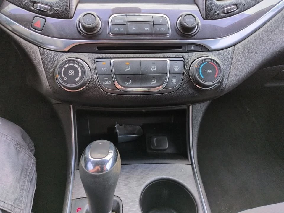2015 Chevrolet Impala 10th Gen - Image 17 of 19