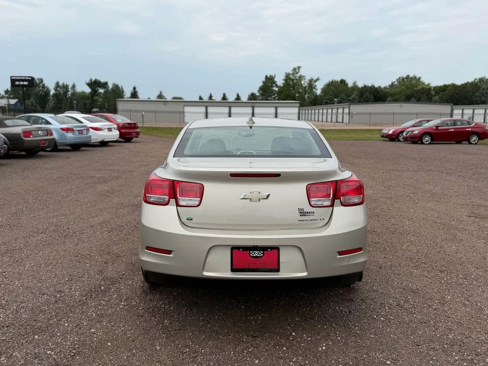 2015 Chevrolet Malibu - Image 4 of 17