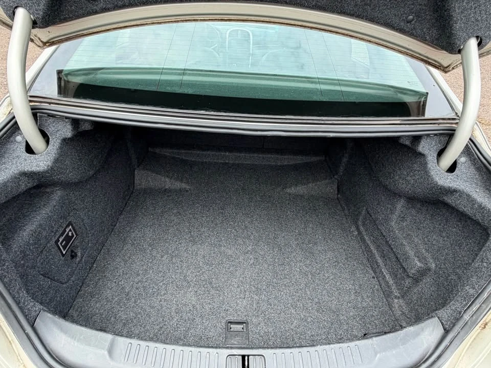 2015 Chevrolet Malibu - Image 12 of 17