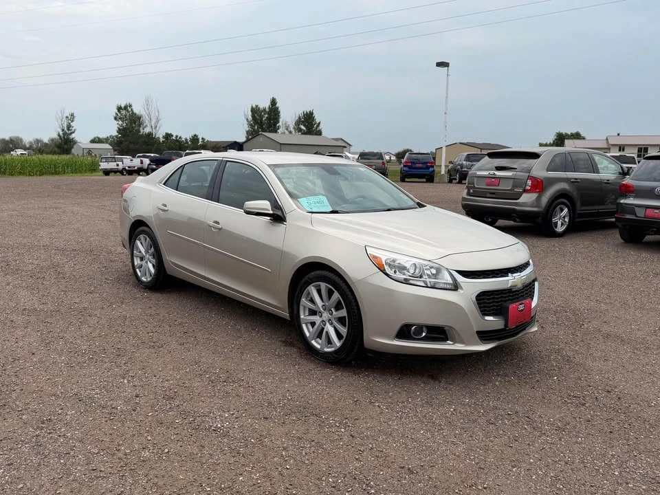 2015 Chevrolet Malibu - Image 7 of 17