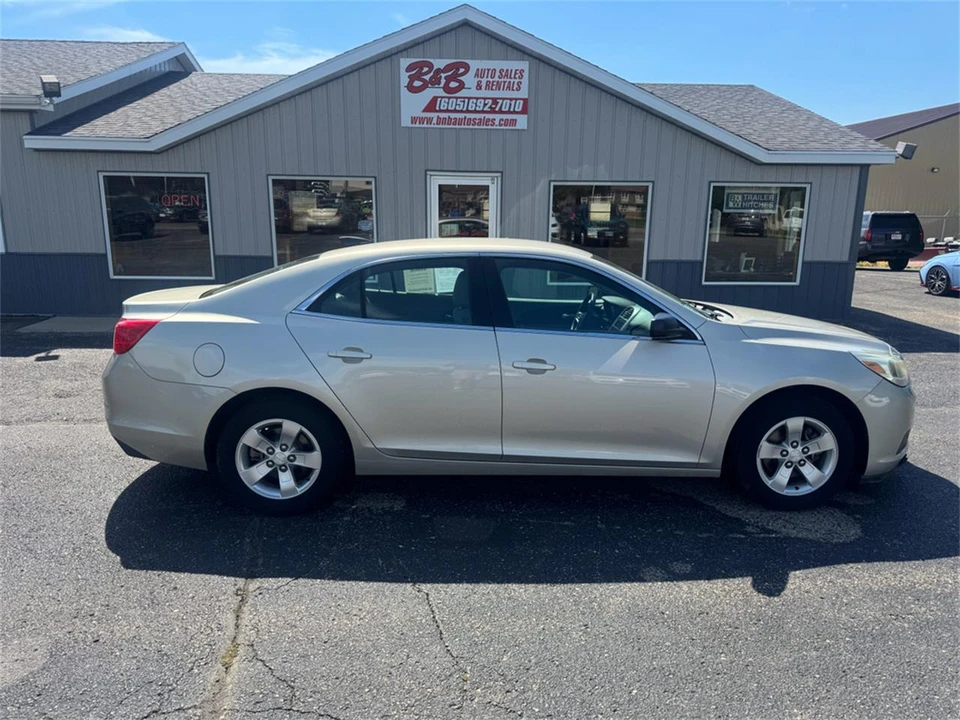 2015 Chevrolet Malibu - Image 13 of 31