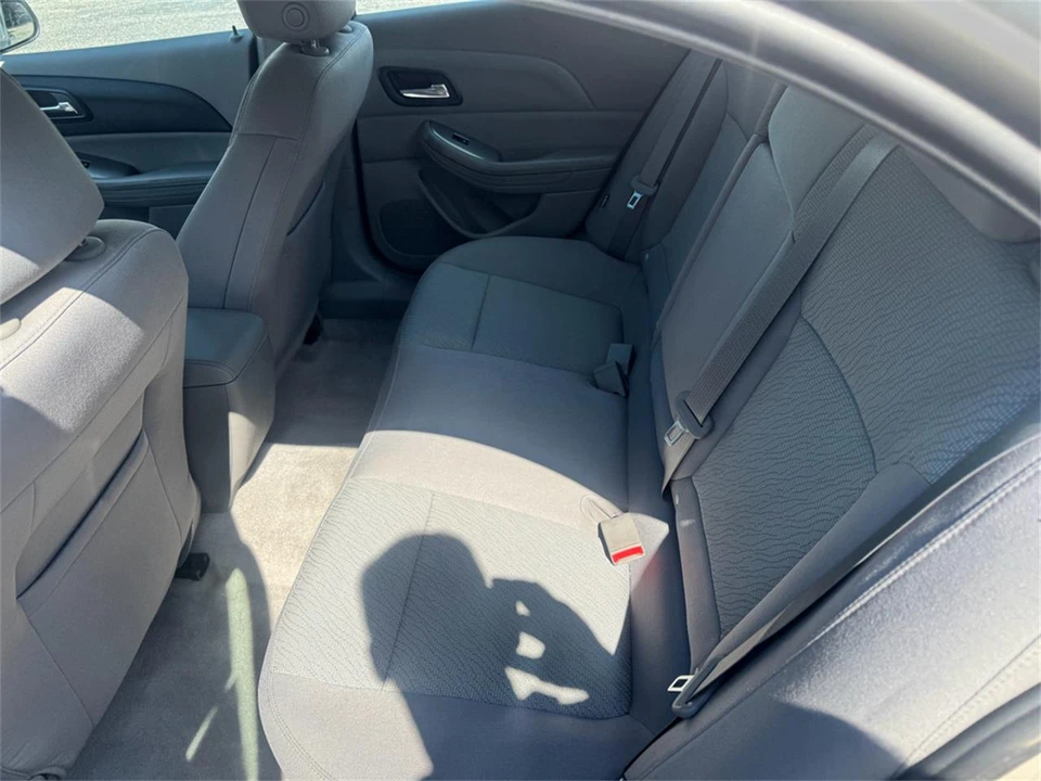 2015 Chevrolet Malibu - Image 4 of 31