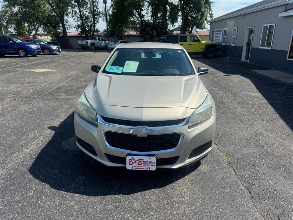 2015 Chevrolet Malibu - Image 3 of 31