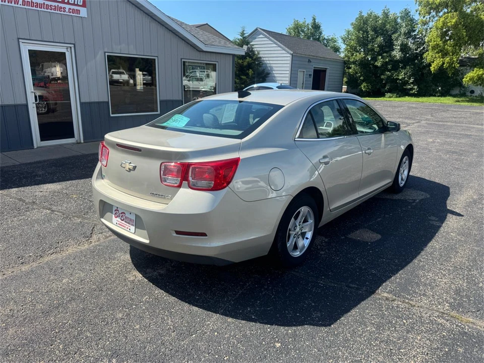 2015 Chevrolet Malibu - Image 12 of 31
