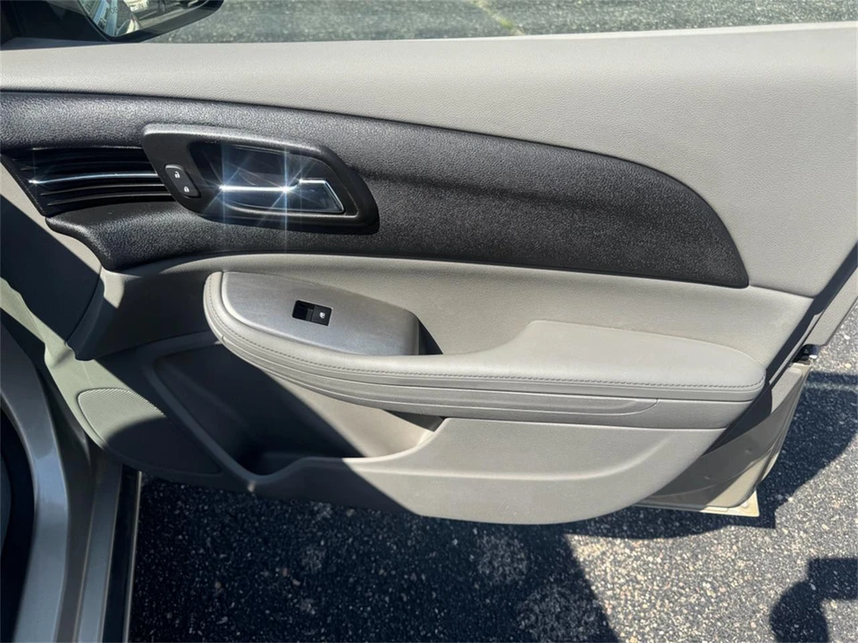 2015 Chevrolet Malibu - Image 30 of 31