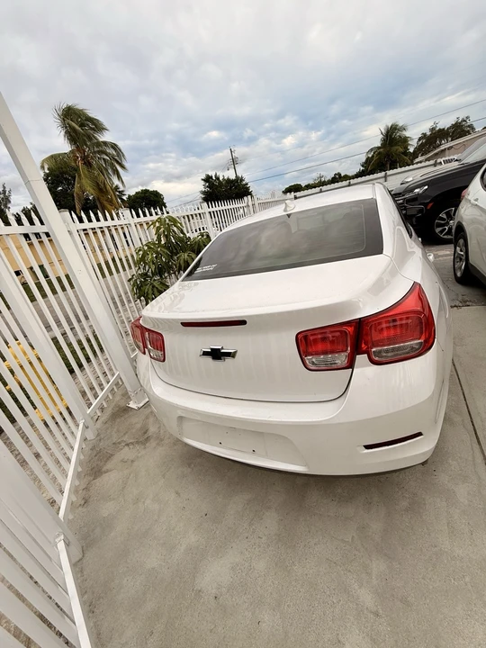 2015 Chevrolet Malibu - Image 5 of 14