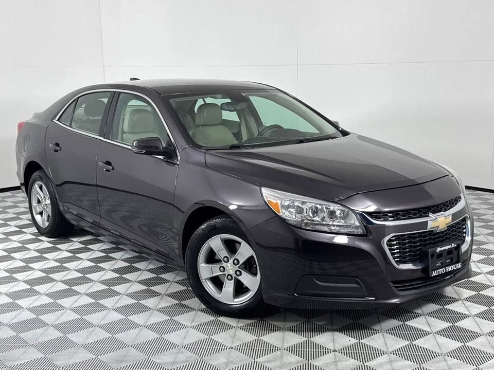 2015 Chevrolet Malibu - Image 2 of 12