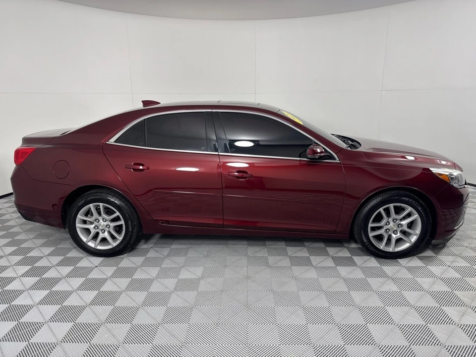 2015 Chevrolet Malibu - Image 4 of 12