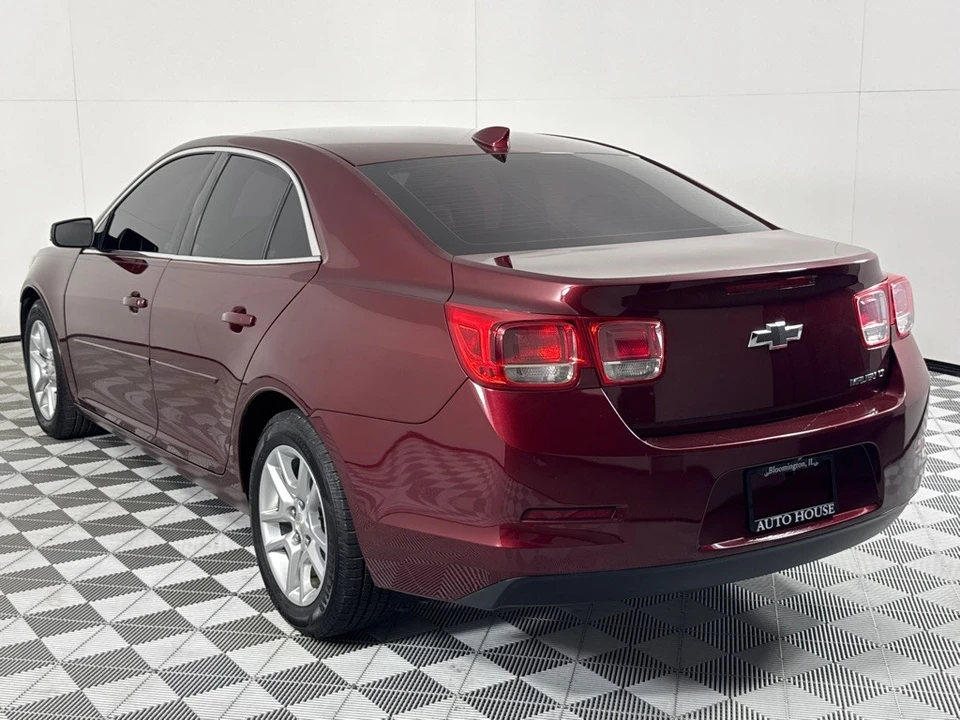 2015 Chevrolet Malibu - Image 7 of 12