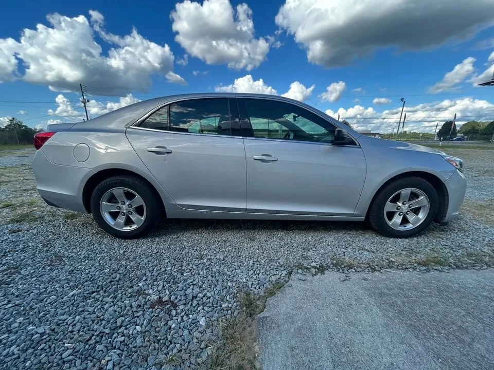 2015 Chevrolet Malibu - Image 5 of 12