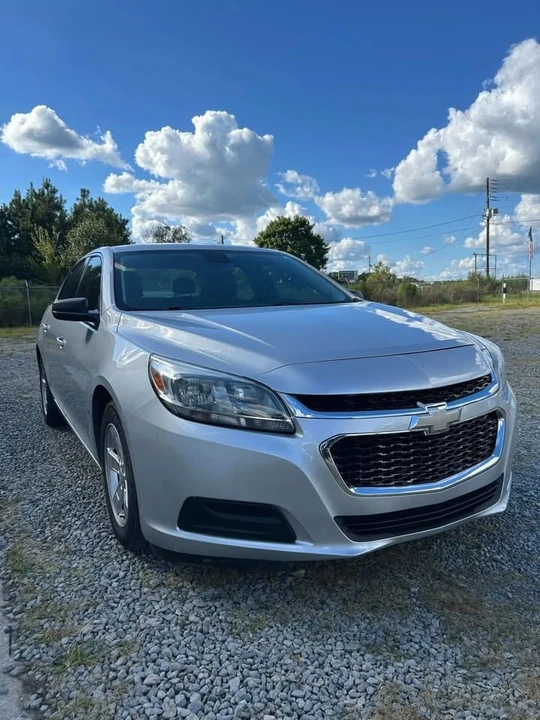 2015 Chevrolet Malibu - Image 2 of 12