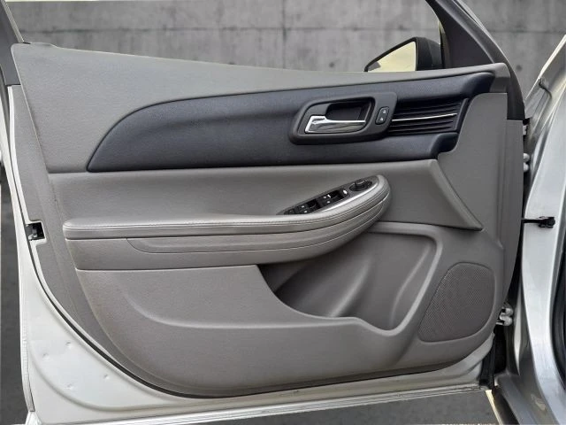2015 Chevrolet Malibu - Image 20 of 21