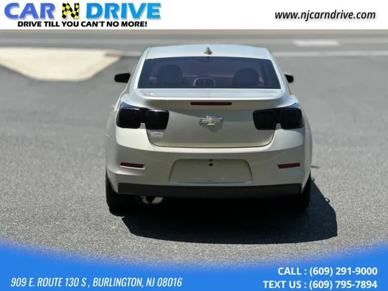 2015 Chevrolet Malibu - Image 6 of 12