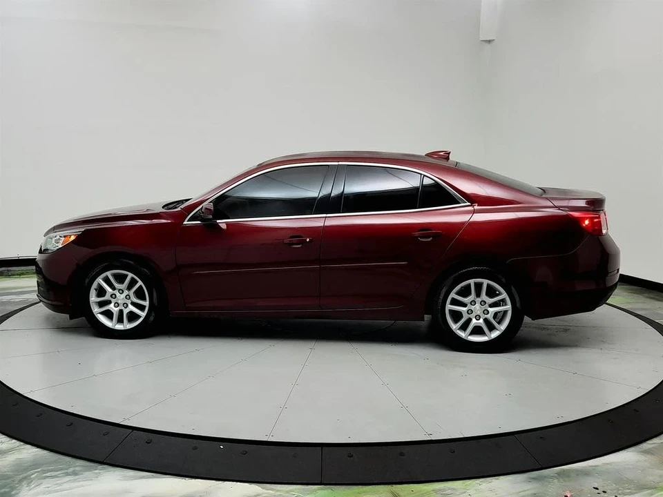 2015 Chevrolet Malibu - Image 6 of 12