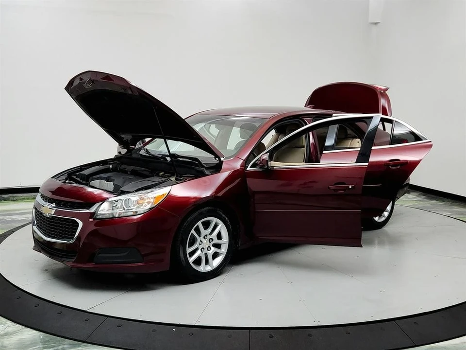 2015 Chevrolet Malibu - Image 7 of 12