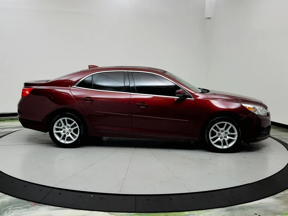 2015 Chevrolet Malibu - Image 4 of 12