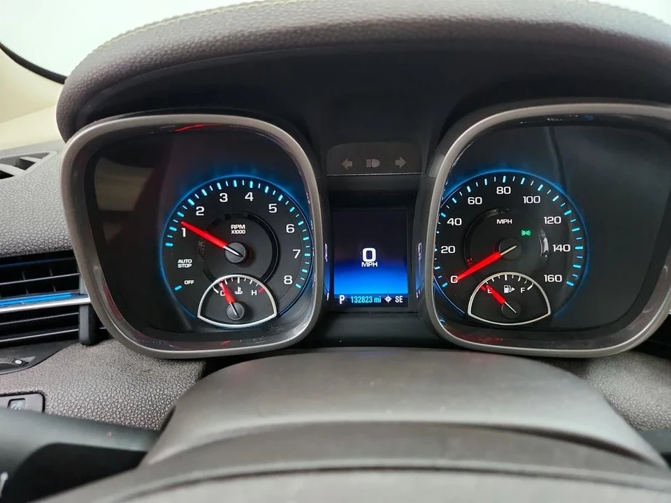 2015 Chevrolet Malibu - Image 11 of 12