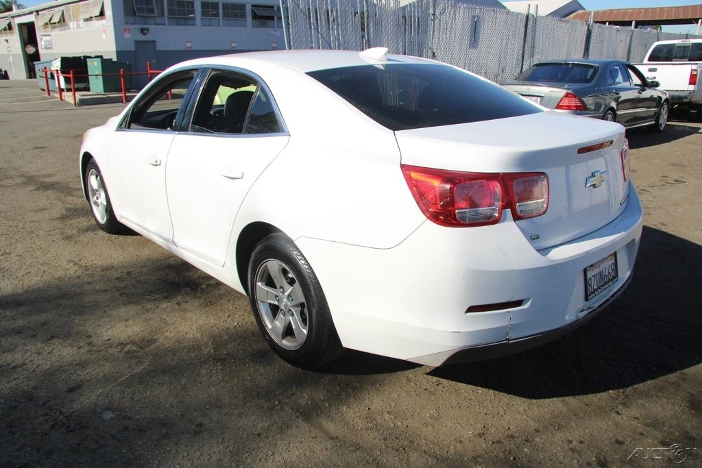 2015 Chevrolet Malibu - Image 4 of 21