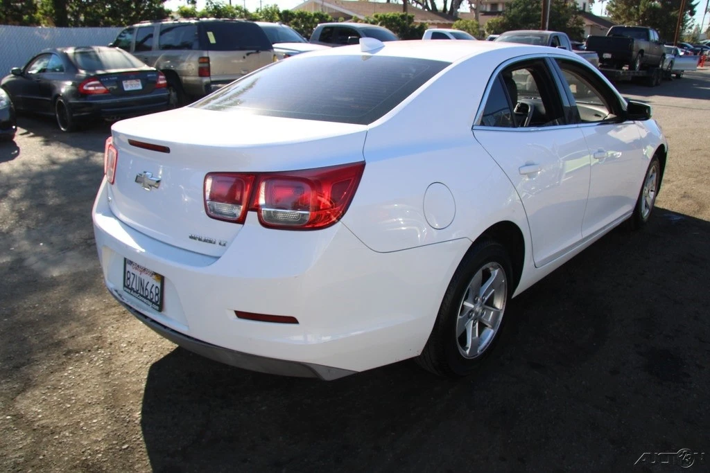 2015 Chevrolet Malibu - Image 6 of 21
