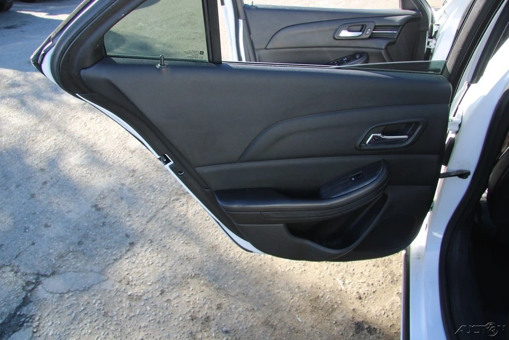 2015 Chevrolet Malibu - Image 19 of 21
