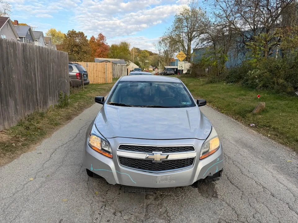 2015 Chevrolet Malibu - Image 2 of 10