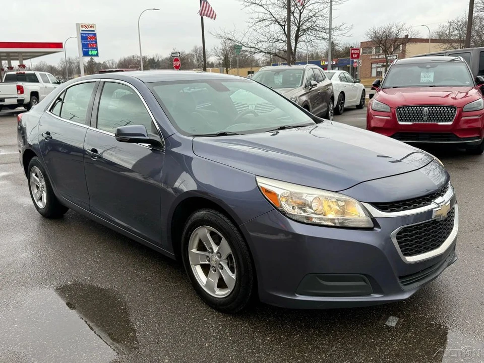 2015 Chevrolet Malibu - Image 3 of 12