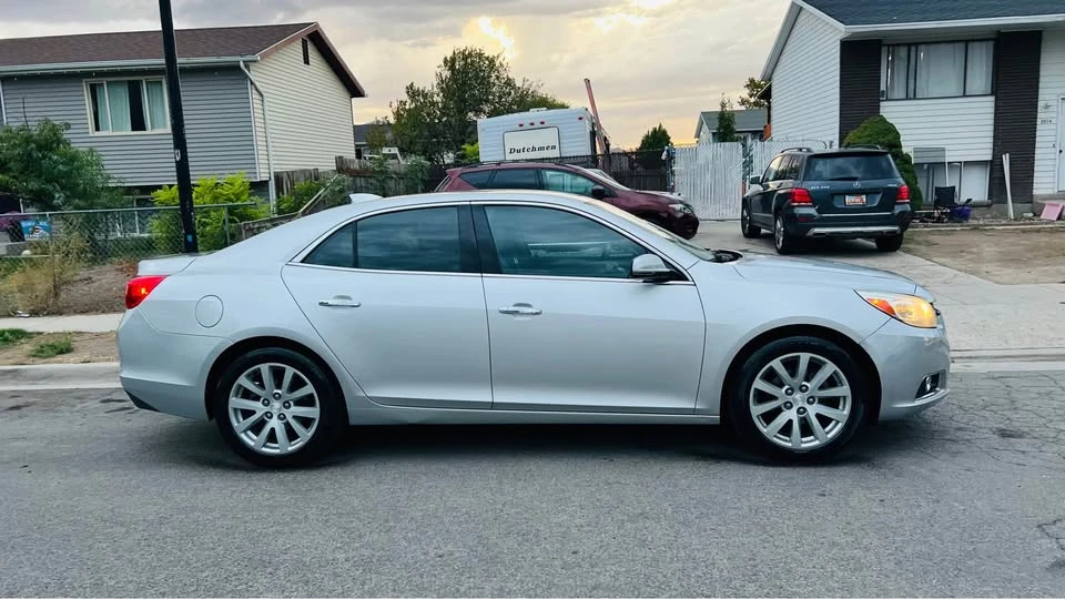 2015 Chevrolet Malibu - Image 4 of 15