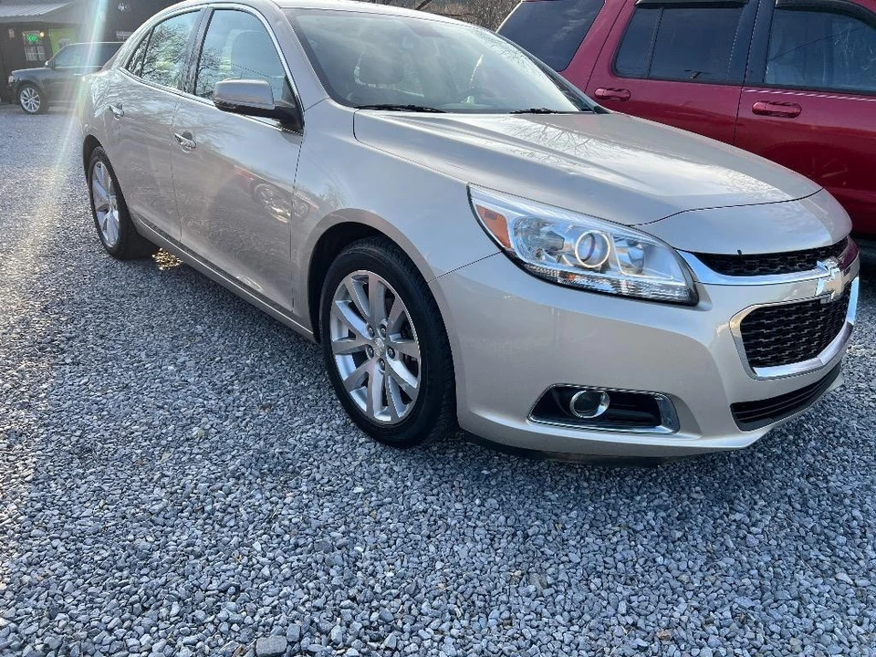 2015 Chevrolet Malibu - Image 4 of 8