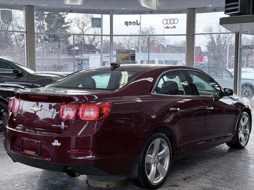 2015 Chevrolet Malibu - Image 7 of 12