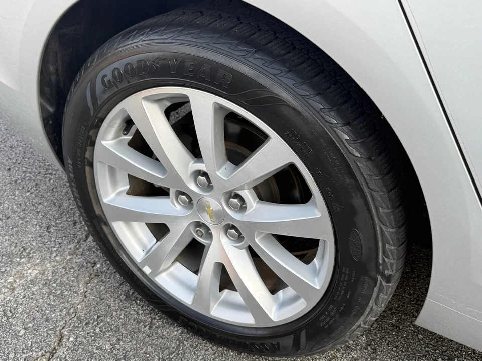 2015 Chevrolet Malibu - Image 16 of 21