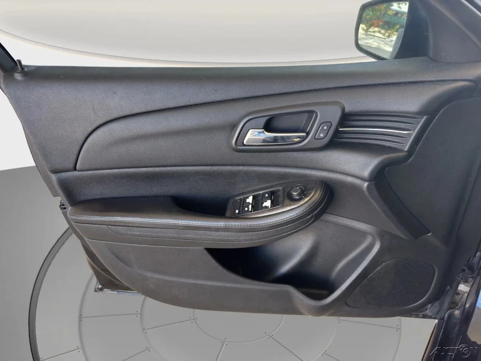 2015 Chevrolet Malibu - Image 13 of 21