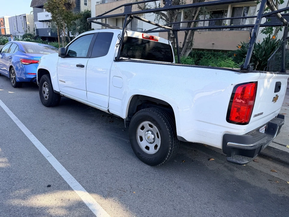 2015 Chevrolet Silverado - Image 7 of 9
