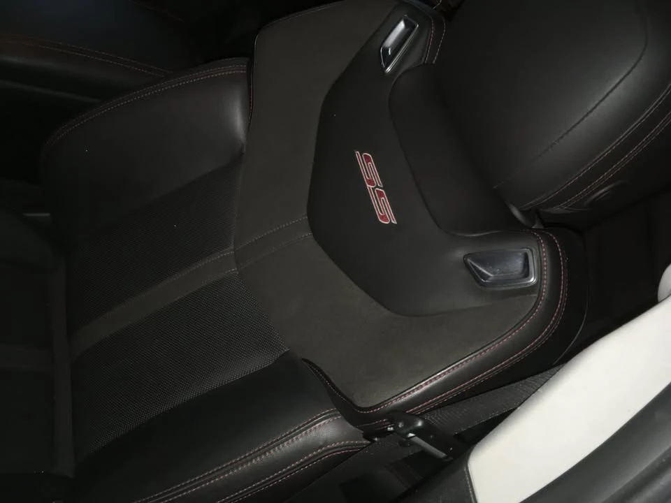 2015 Chevrolet SS - Image 8 of 9