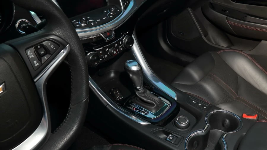 2015 Chevrolet SS - Image 10 of 25
