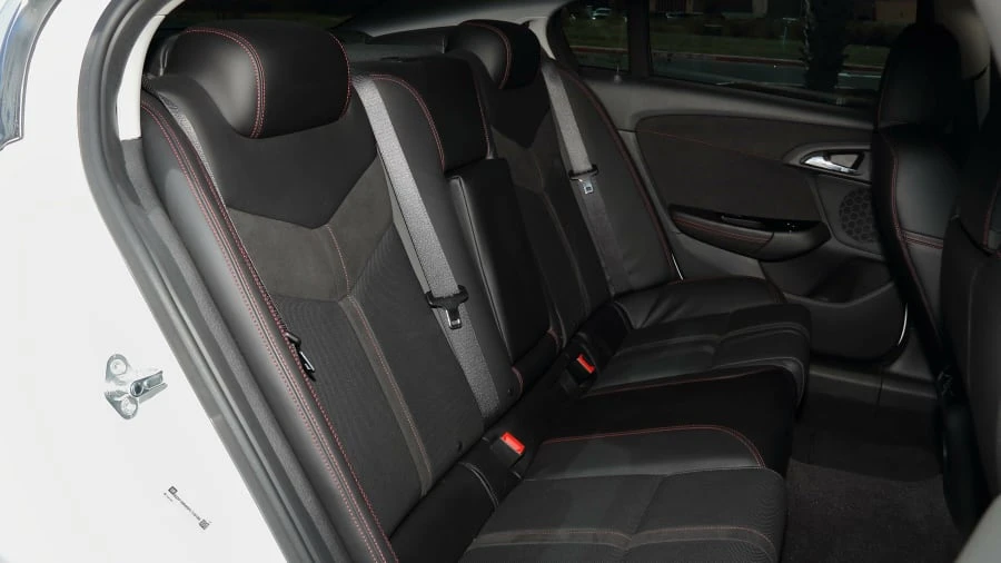 2015 Chevrolet SS - Image 16 of 25
