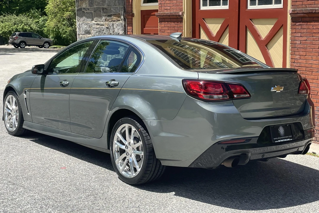 2015 Chevrolet SS - Image 4 of 16