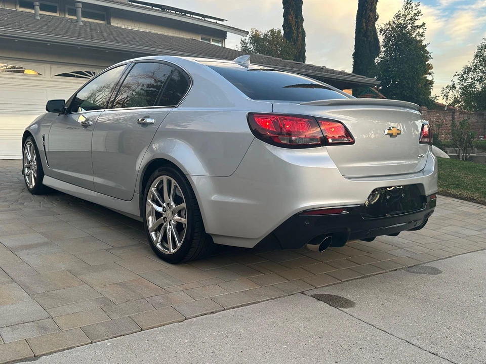 2015 Chevrolet SS - Image 7 of 31