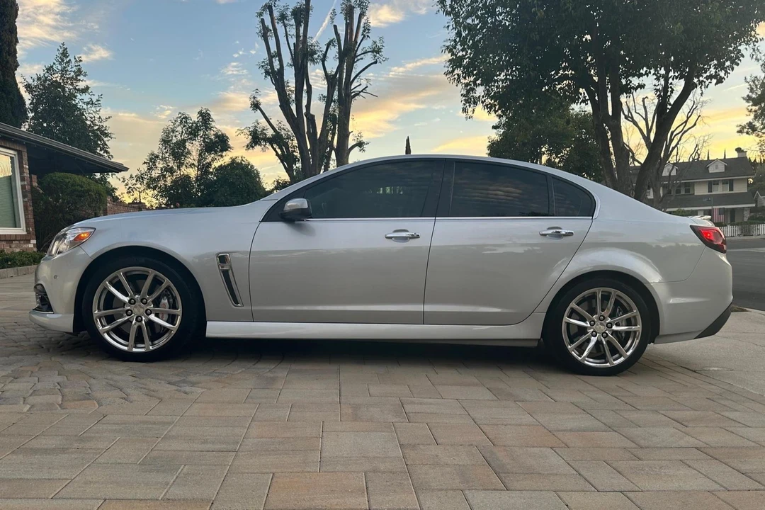 2015 Chevrolet SS - Image 3 of 31