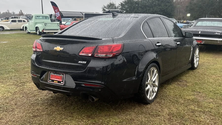 2015 Chevrolet SS - Image 2 of 24