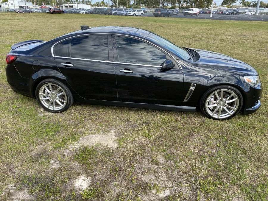 2015 Chevrolet SS - Image 8 of 24