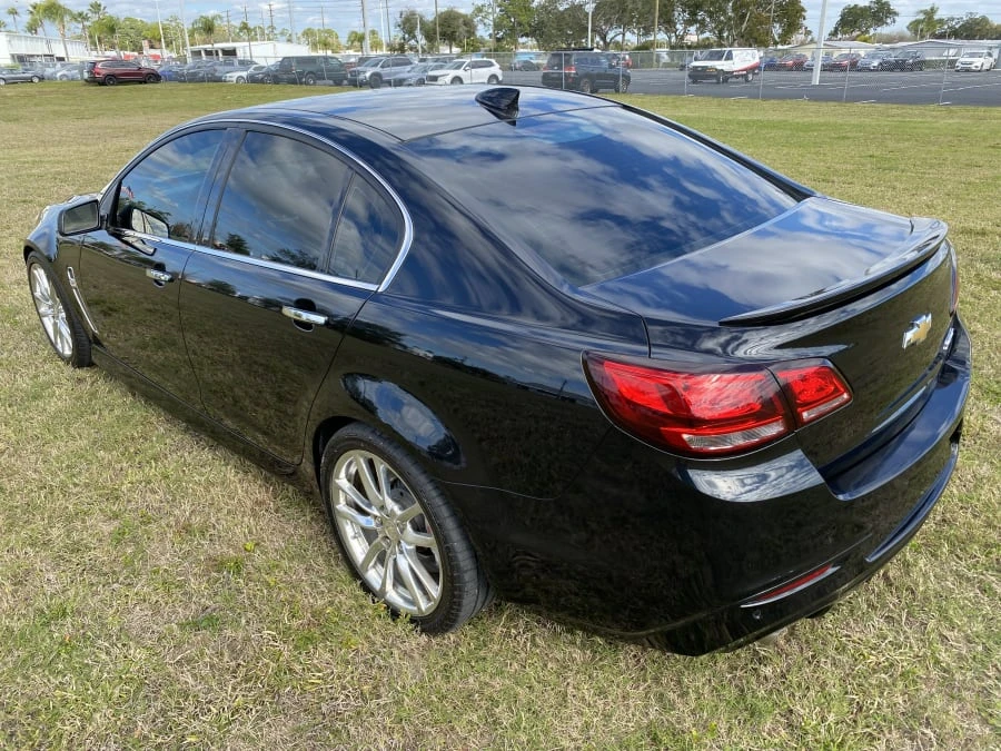 2015 Chevrolet SS - Image 10 of 24