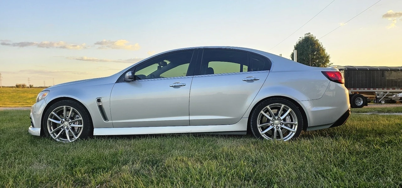 2015 Chevrolet SS - Image 5 of 9