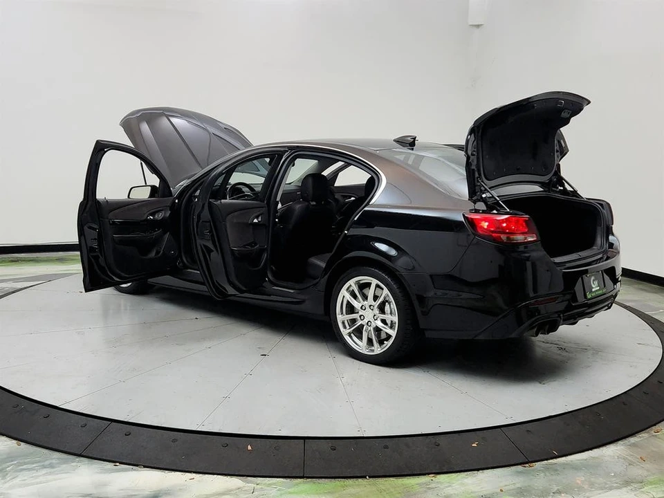 2015 Chevrolet SS - Image 12 of 31