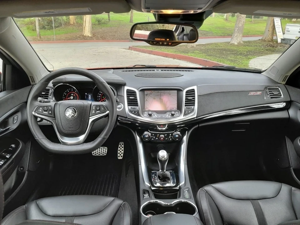 2015 Chevrolet SS - Image 6 of 18