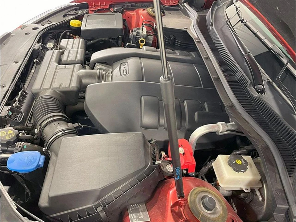 2015 Chevrolet SS - Image 27 of 31